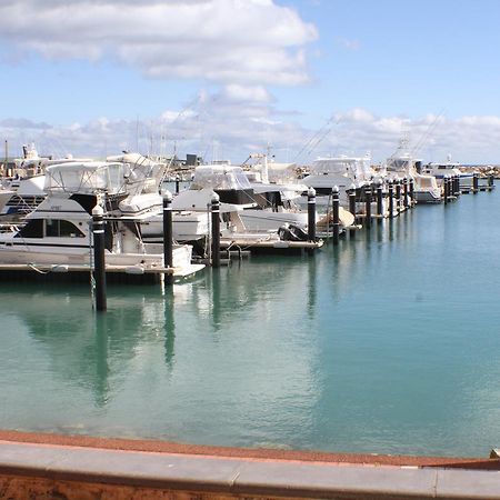 Geraldton Holiday Unit With Free Streaming Exterior foto